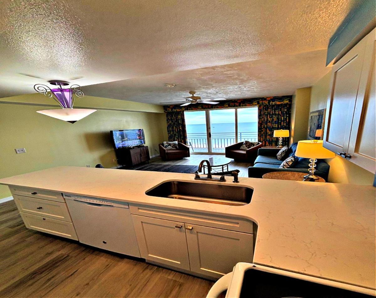 Vacation In Comfort And Luxury 1br Oceanfront -wyndham Ocean Walk 703 Daytona Beach